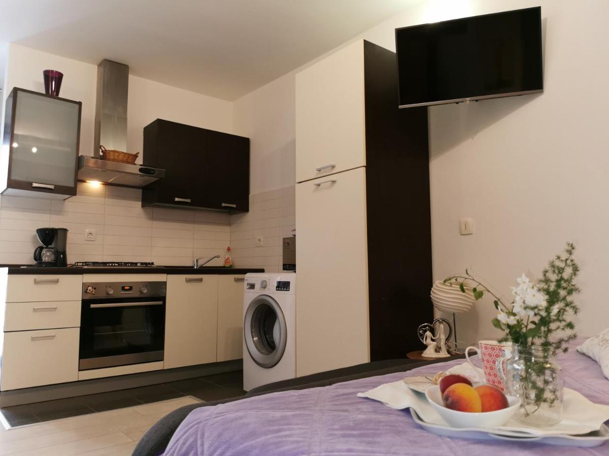 רוביני Apartments Nea מראה חיצוני תמונה