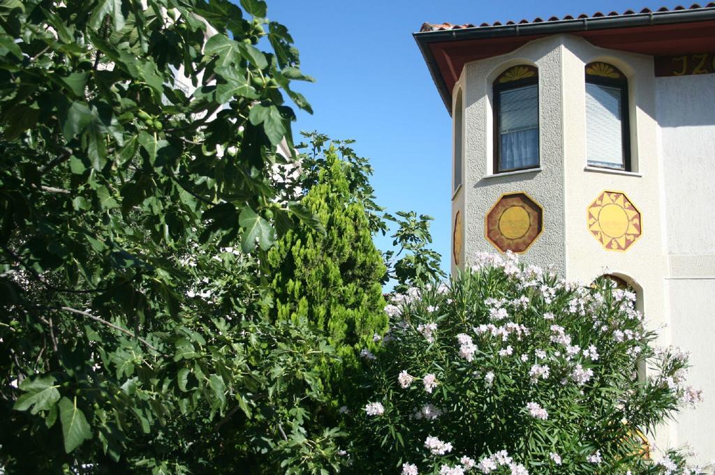 רוביני Apartments Nea מראה חיצוני תמונה