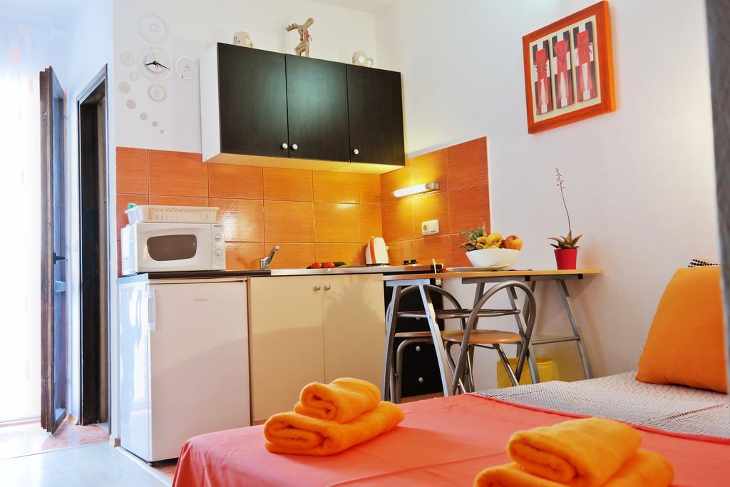 רוביני Apartments Nea מראה חיצוני תמונה